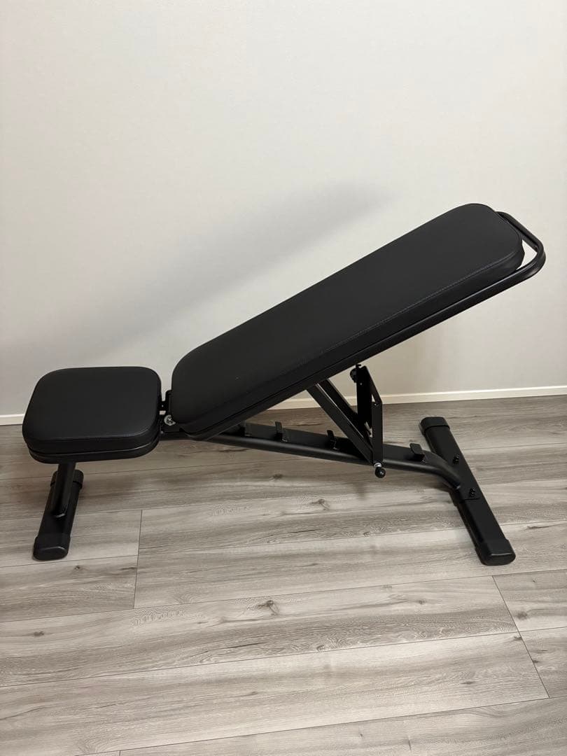 LEADING EDGE マルチポジションベンチ