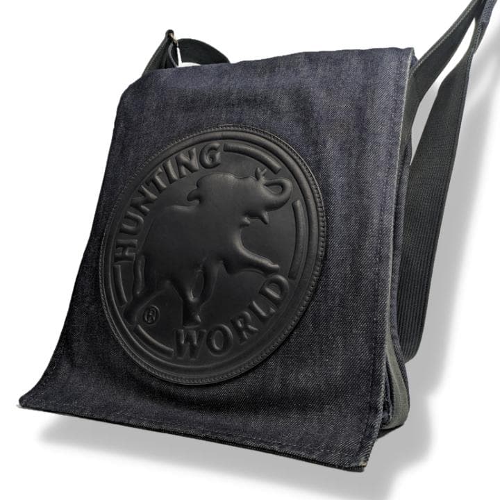 ハンティングワールド デニム ショルダーバッグ デカロゴ メッセンジャーバック