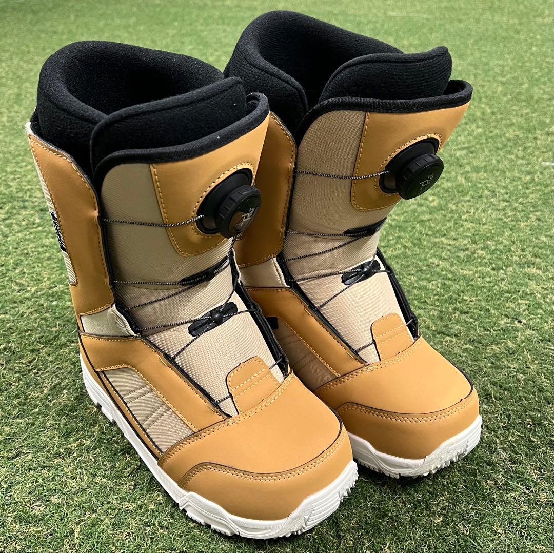 【美品】kissmark スノーボードブーツ 24cm 女性　箱付き